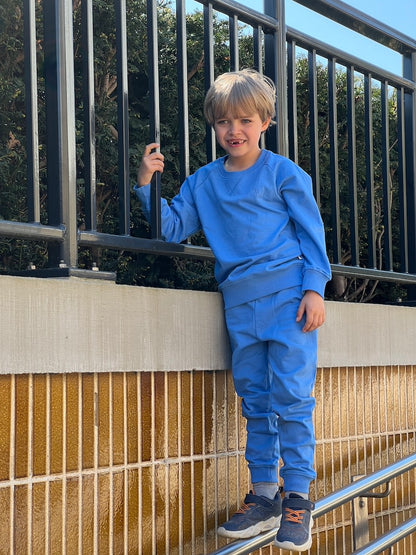 Nobel-Sweatshirt – klares Blau und Grasgrün