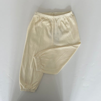 Pointelle-Babyhose – weiß, lila und rosa