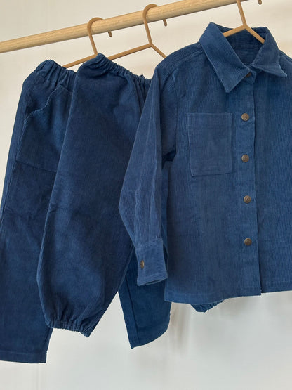 babyfløjlsbukser - navy sail